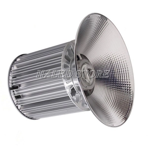 kieu-dang-cua-den-led-nha-xuong-hldab8-250