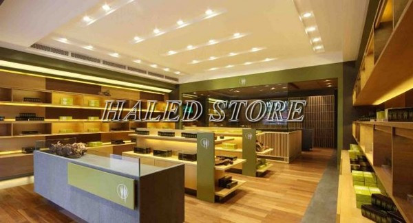 Đèn LED âm trần HLRD AT10 ĐM VB 110-9 chiếu sáng cửa hàng