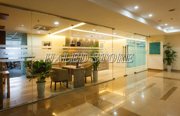 Đèn LED âm trần HLRD AT02 ĐM 110-9 chiếu sáng quán cafe