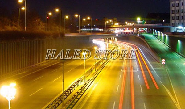 Đèn đường LED chiếu sáng đường cao tốc