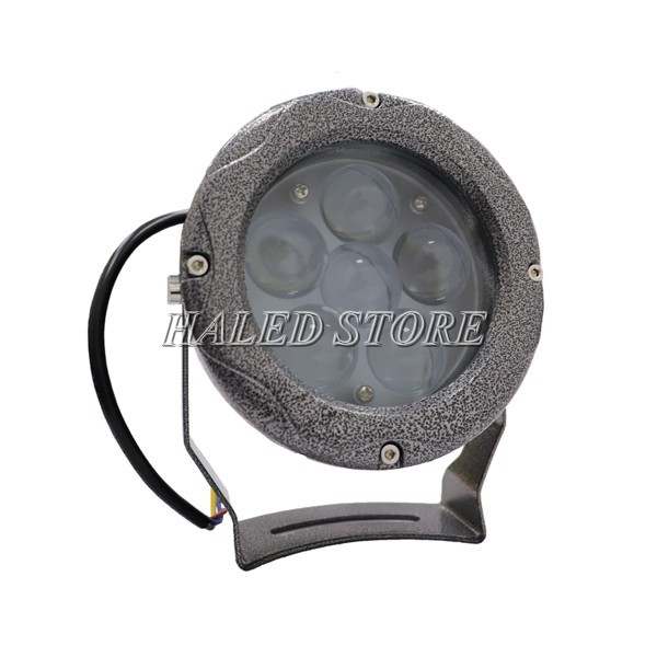 Đèn pha LED HLDAFL8-18 sử dụng chip LED mắt cao cấp