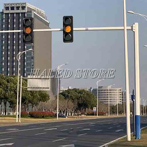 Ứng dụng của cột đèn giao thông