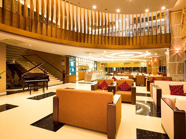 Ứng dụng của đèn LED âm trần HLDA740012