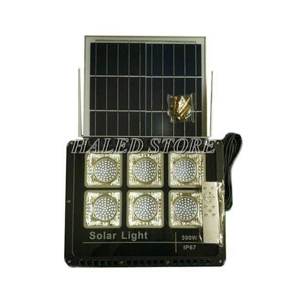 Đèn năng lượng mặt trời pha LED 300w bán chạy