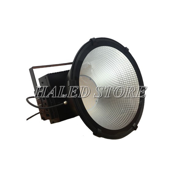 Mẫu đèn pha công suất lớn thương hiệu HALEDCO