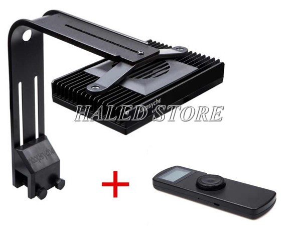 Bộ phụ kiện bao gồm đèn, giá treo và điều khiển từ xa