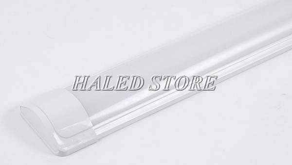 Đèn bán nguyệt với những đường nét trang nhã mang tính thẩm mỹ cao