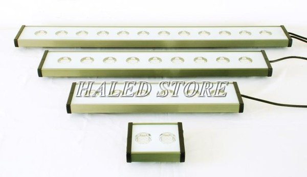 Đèn hồ cá 1m2 có 12 cụm bóng ( đèn ở trên cùng)