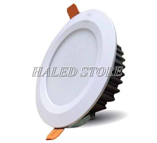 Đèn LED đạt chuẩn IP57