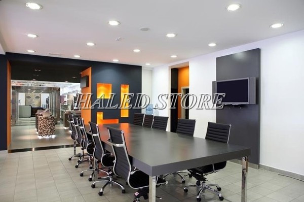 Đèn ốp trần chiếu sáng phòng họp
