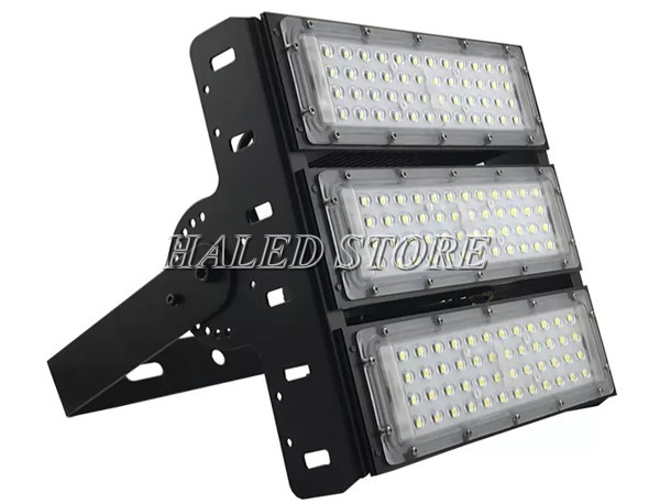 Đèn pha LED IP66 150W