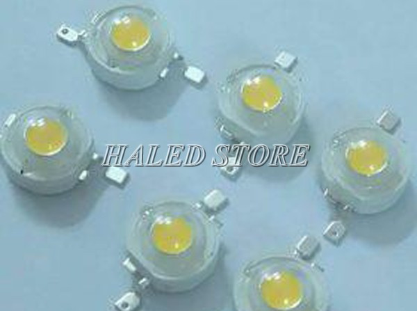 Mắt chip LED trong đèn LED âm nước