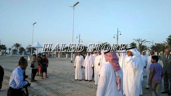 Đèn năng lượng mặt trời lắp đặt ở nơi thoáng, nhiều nắng