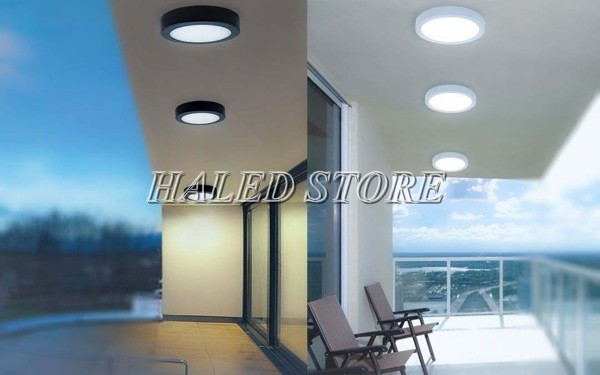 Đèn ốp trần ngoài hiên làm tăng tính thẩm mỹ cho khu vực được chiếu sáng