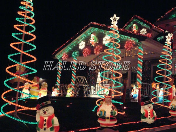 Đèn LED dây trang trí không gian ngoài trời bắt mắt