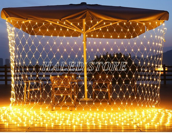 Đèn LED rèm mắc lưới