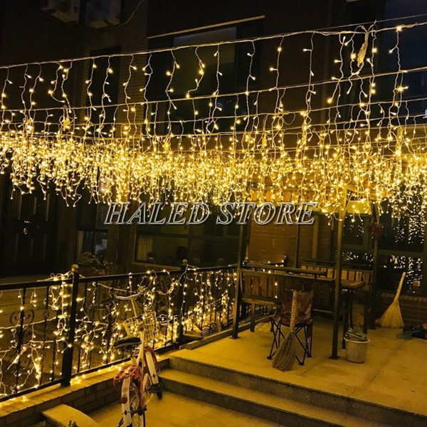 Đèn LED nháy mành mưa rơi ánh sao