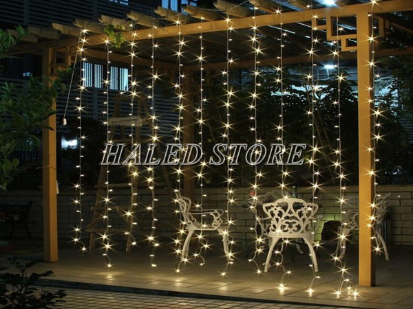 Đèn LED nháy mành mưa