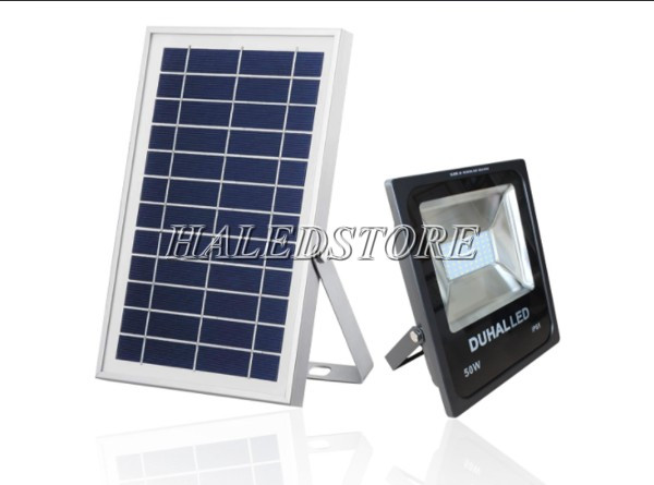 Đèn nhỏ gọn, lắp đặt dễ dàng