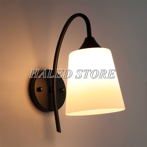 Đèn ngủ treo tường