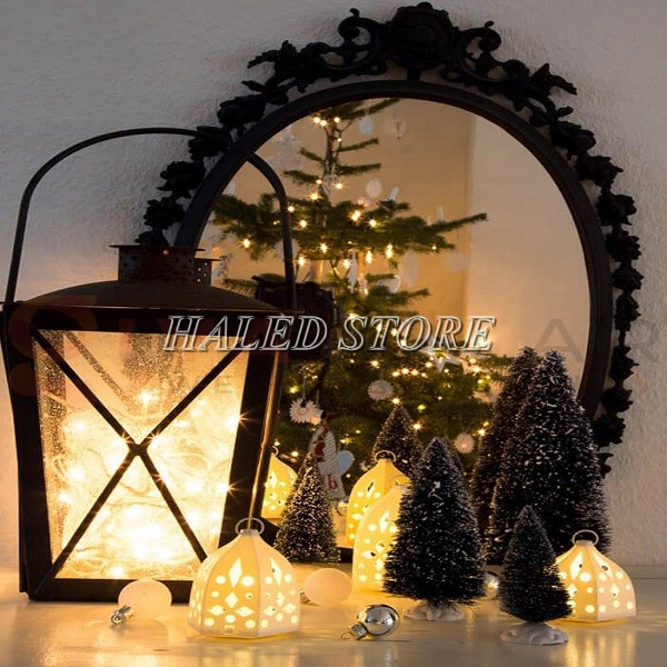 Hình dáng đèn giáng sinh chạy bằng năng lượng mặt trời