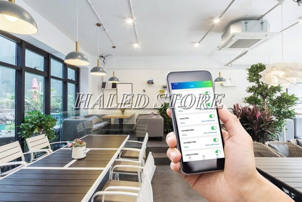 Hệ thống bóng đèn điều khiển từ xa qua điện thoại