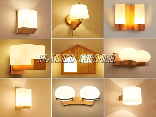 Đèn gắn tường ánh sáng vàng