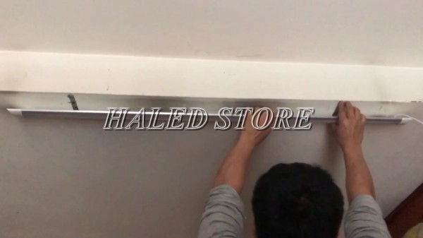 Lắp đặt đèn tuýp LED 1m2