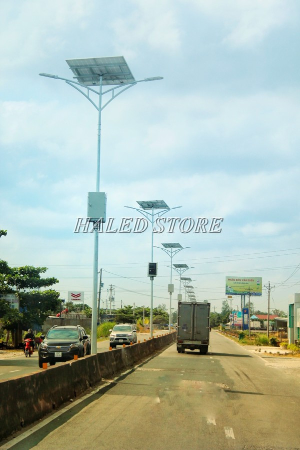 Trụ đèn cao áp đôi