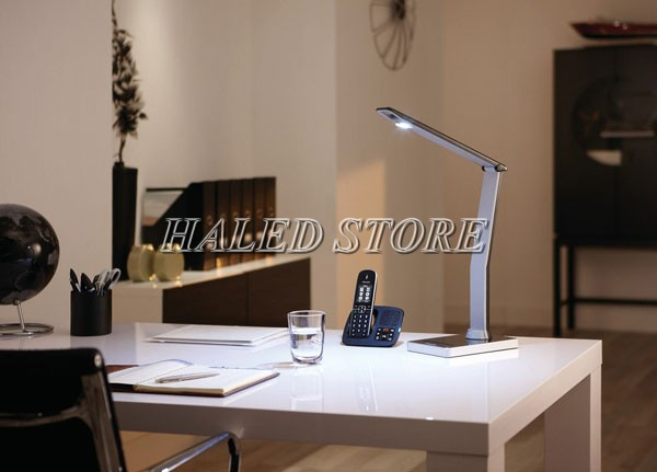 Bố trí đèn bàn làm việc