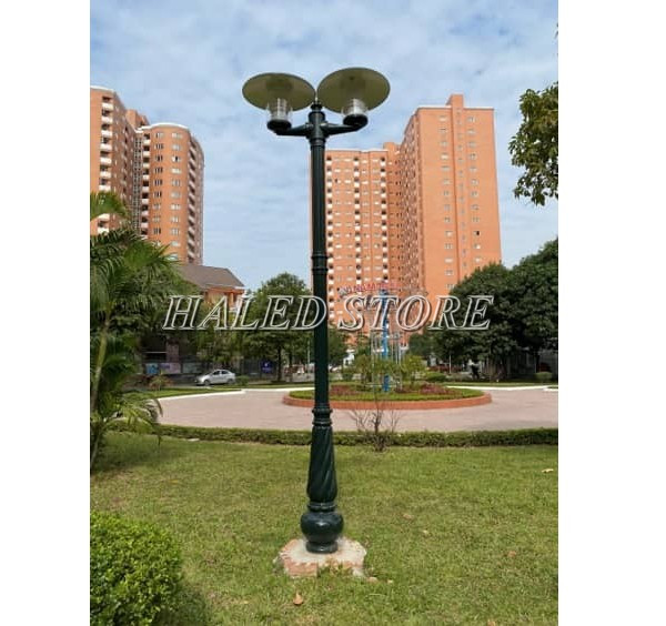 Cột đèn trang trí Banian chiếu sáng quảng trường 