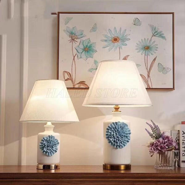 Đèn bàn phòng khách