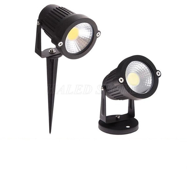 Đèn LED chiếu cây