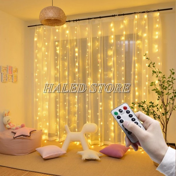 Đèn LED trang trí cửa sổ phòng ngủ thả mành