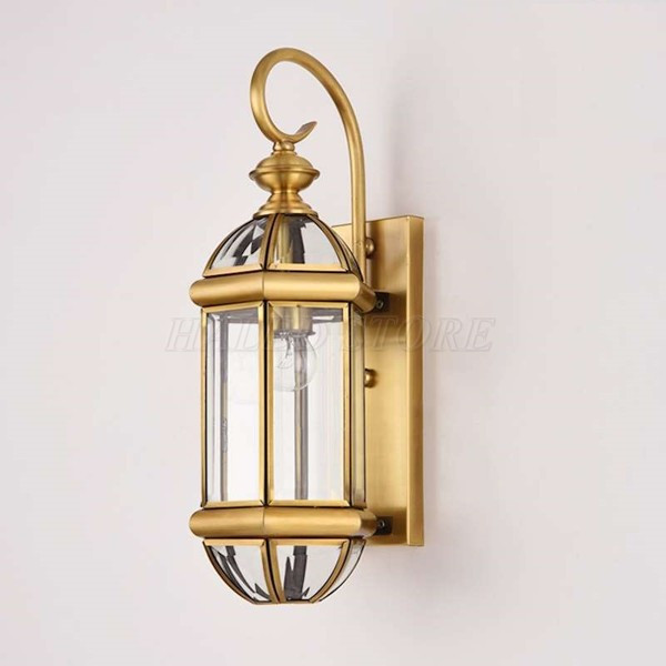 Đèn tường đồng trang trí hiên nhà