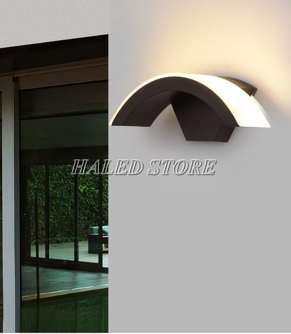 Đèn LED gắn tường ngoài mái vòm