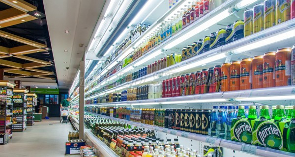Đèn tuýp LED chiếu sáng trong siêu thị 