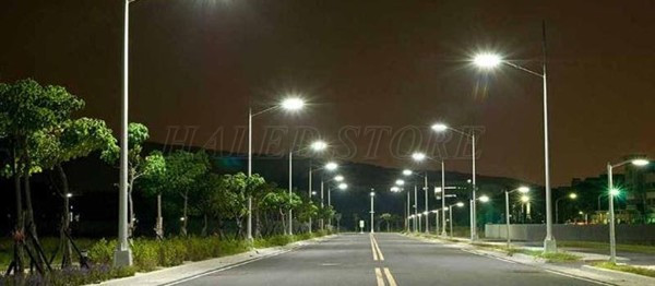 Cột đèn HLDACBC8 chiếu sáng đường phố hiệu quả