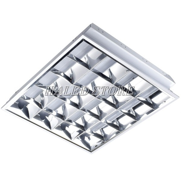 Bộ đèn và máng xương cá 600x600 4 bóng