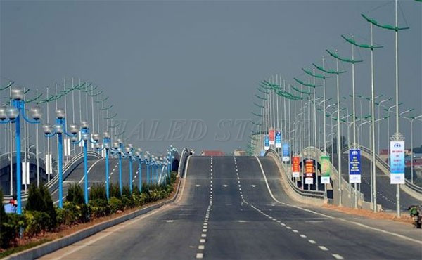 Cột đèn được sự dụng cho nhiều dự án ngoài trời khác nhau