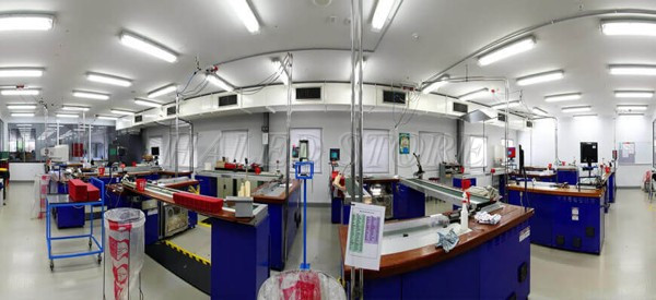 Đèn tuýp LED chiếu sáng văn phòng rộng lớn 