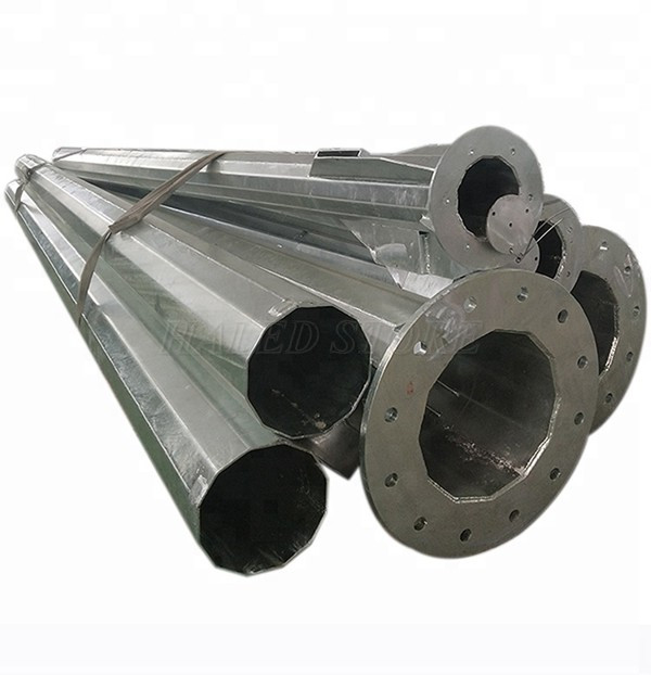 Cột đèn làm từ thép không gỉ mạ kẽm nhúng nóng có độ bền cao