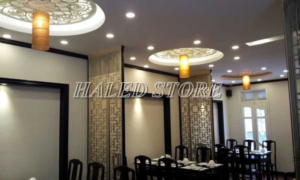 Ứng dụng đèn âm trần cho không gian nhà hàng