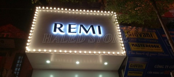 Đèn LED chiếu sáng biển quảng cáo 