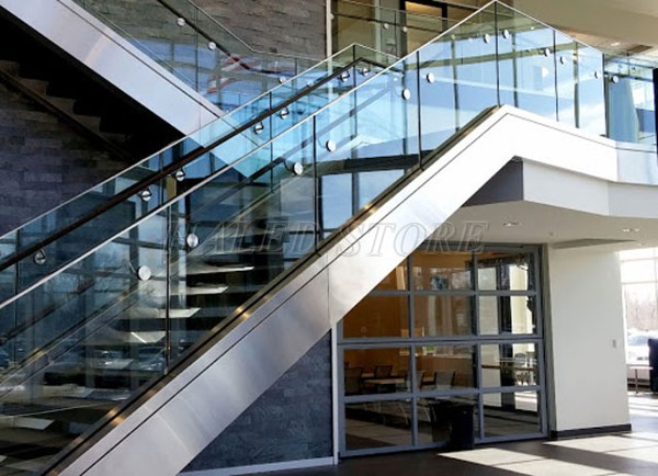 PMMA có độ chống xước tuyệt vời 