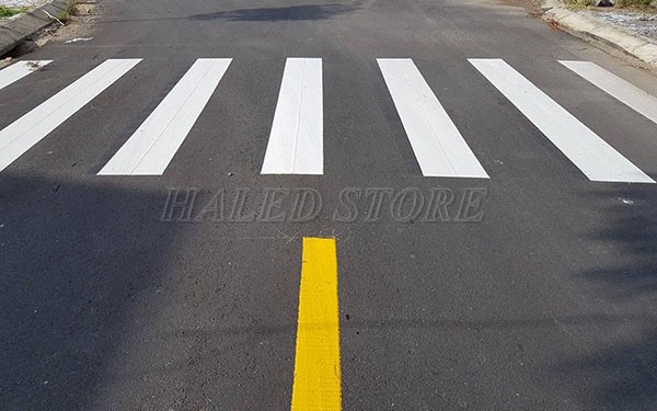 Sơn phản quang vạch kẻ đường 