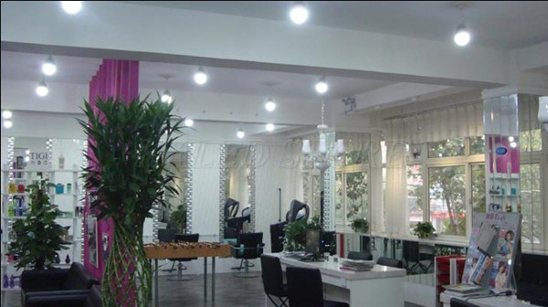 Đèn ứng dụng chiếu sáng hiệu quả trong nhà