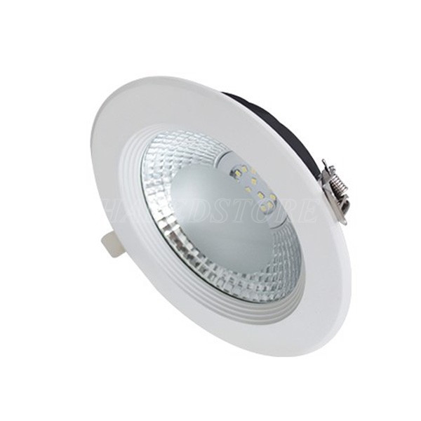 den-led-am-tran-chieu-diem-tuoi-tho-cao