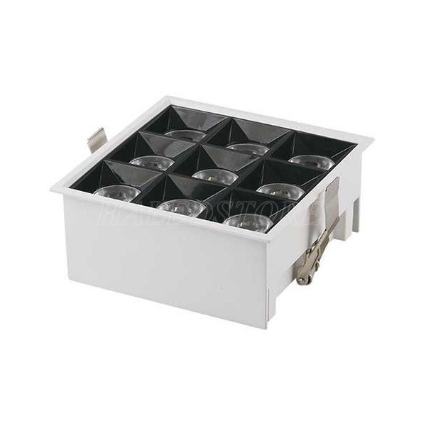 den-hop-spotlight-am-tran-sieu-sang