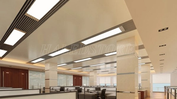 den-panel-am-tran-dai-lap-dat-phong-hop